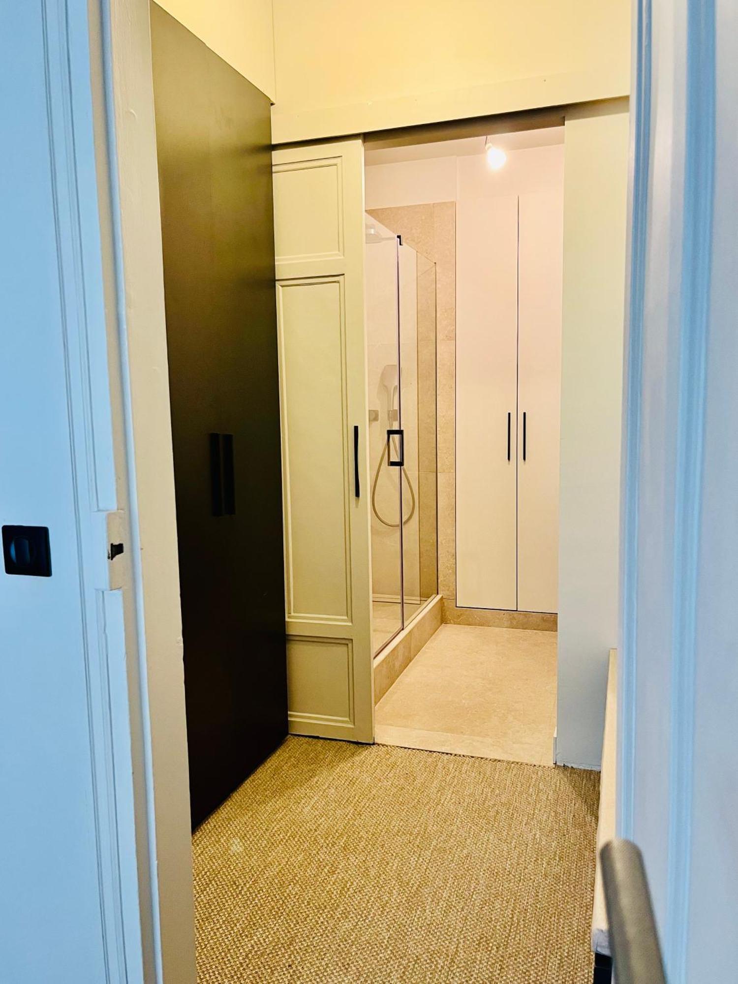 16 Auteuil-passy Standing Neuf 2ch 2sdb 2wc Apartment